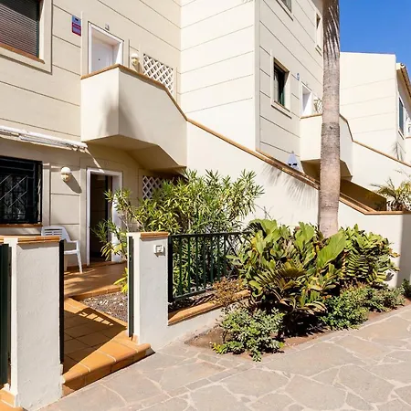 Bahia Del Duque Peacefull & Spacious Daire *